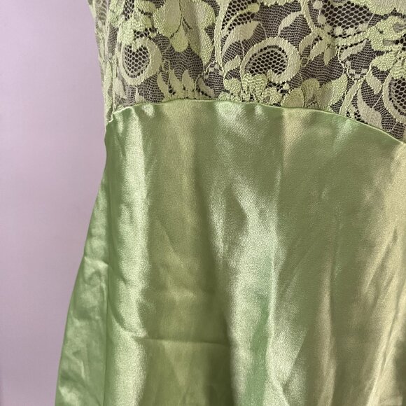 Victoria's Secret Sz M Y2K Lime Green Lace and Satin Slip Dress Lingerie - Picture 7 of 8